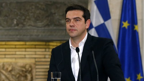 Greek parliament passes second crucial bailout bill - ảnh 1